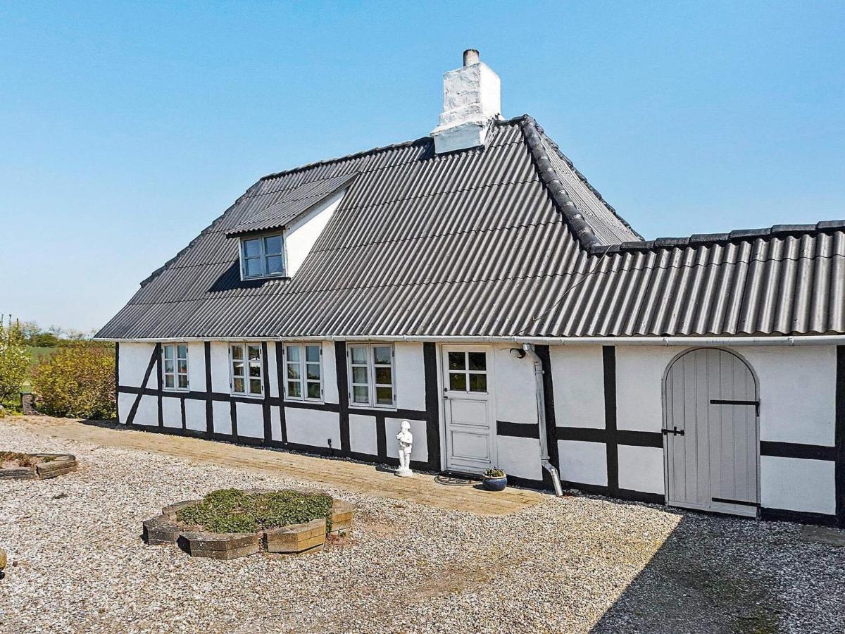 4 Person Holiday Home In Tranek R Tranekær المظهر الخارجي الصورة